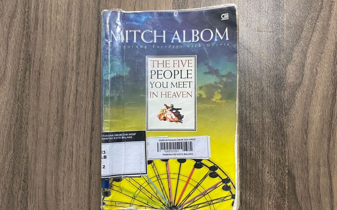 Review Buku The Five People You Meet in Heaven